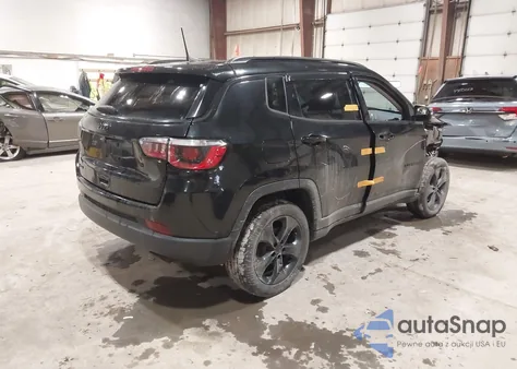 2019 Jeep Compass Altitude 4X4 z USA, uszkodzony, nr VIN 3C4NJDBB6KT768564